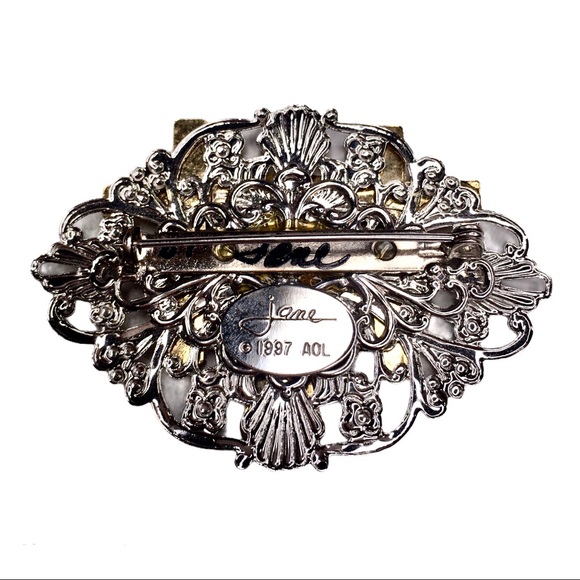 JANE 1997 ANGELS OF LOVE Religious Cross Brooch - Picture 2 of 3